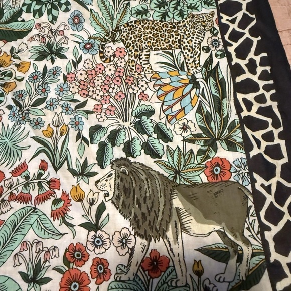 Talbots Square Cotton Head Scarf Hanky African Animals Giraffe Tiger Lion 22 In - Picture 2 of 7